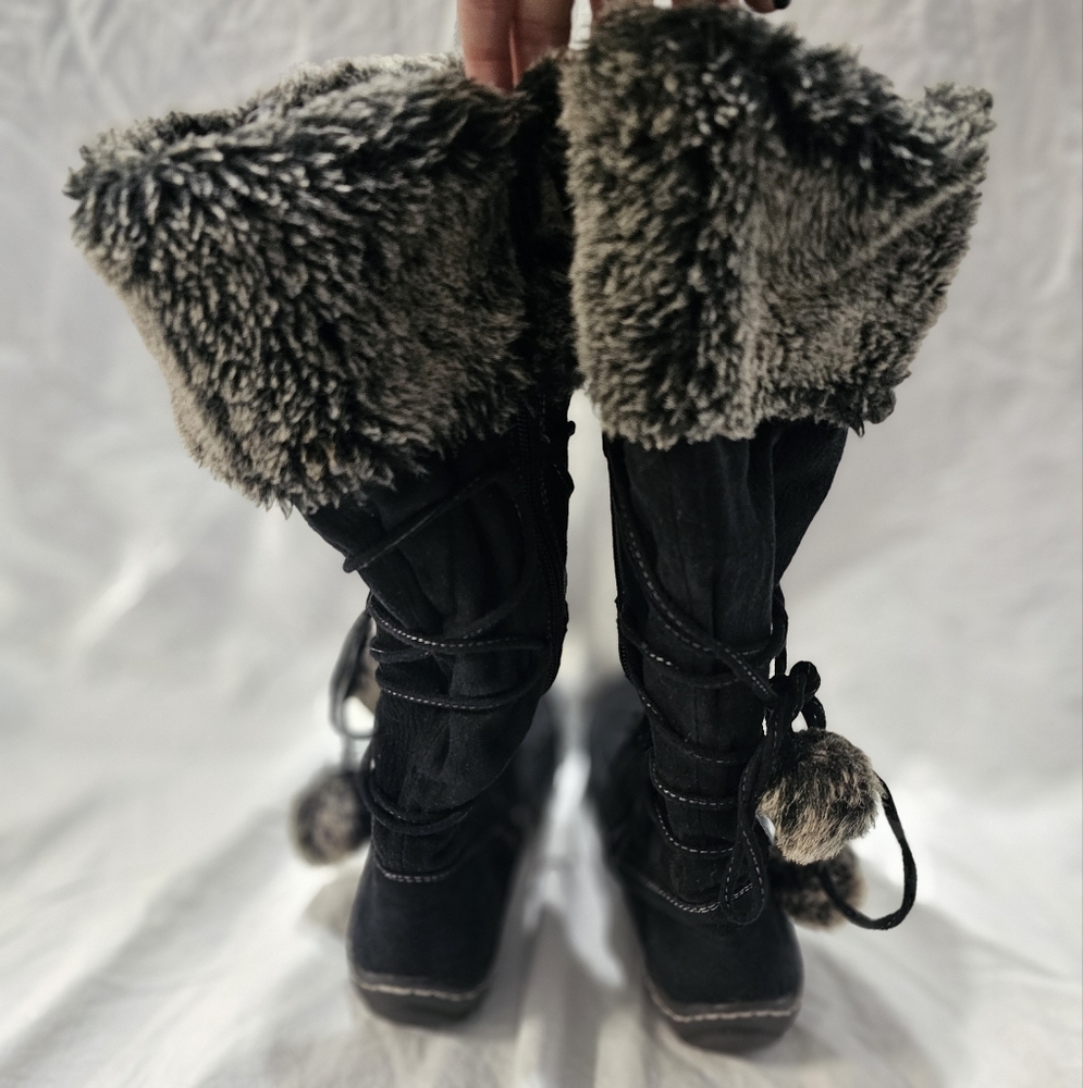 American Eagle Outfitters Black and Gray Winter Boots - Picture 4 of 6